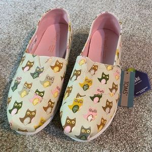 Toms Size 8